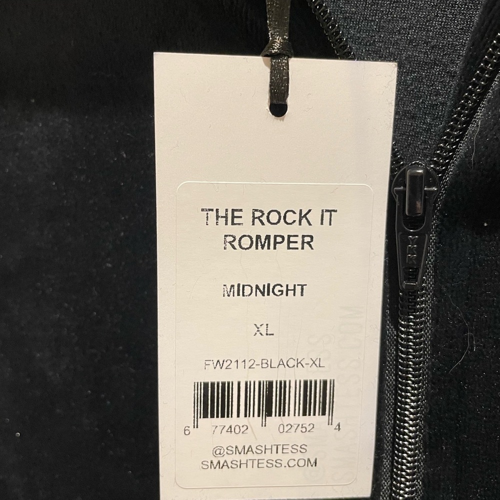NWT Black velvet Smash+Tess Romper - Picture 3 of 5